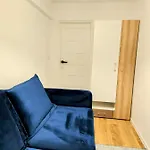 Ursus Rooms-self Check-in بيت شباب وارسو