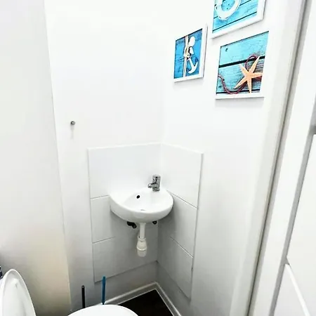 Ursus Rooms-self Check-in 旅馆 华沙