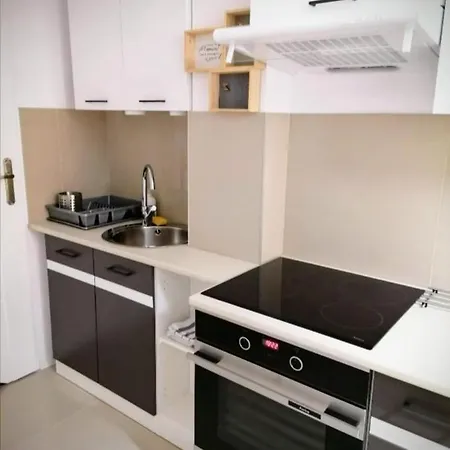 Hostel Ursus Rooms-self Check-in *