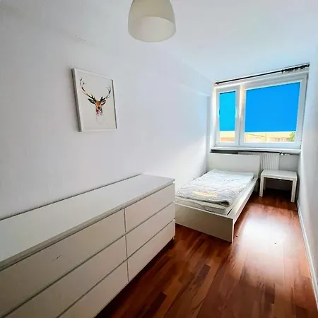 Hostel Ursus Rooms-self Check-in *