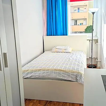 Ostello Ursus Rooms-self Check-in Varsavia