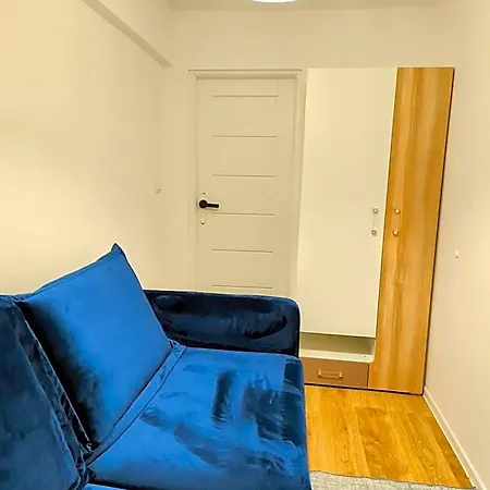 Ursus Rooms-self Check-in