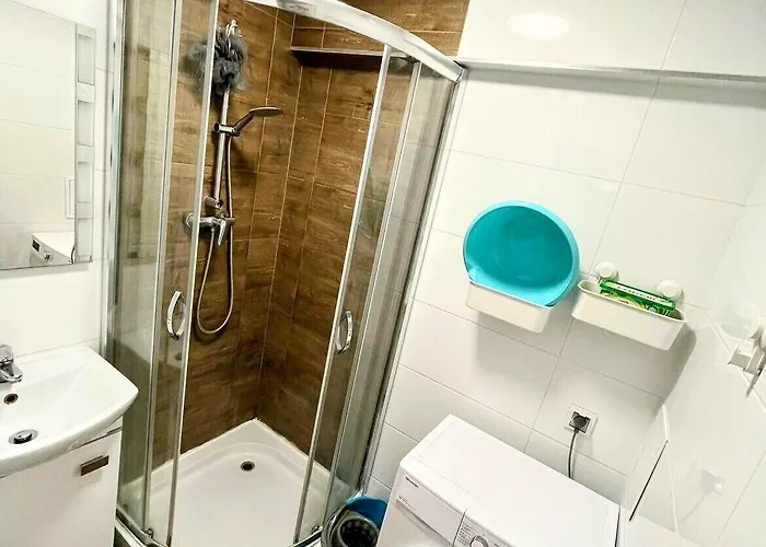 Hostel Ursus Rooms-self Check-in *