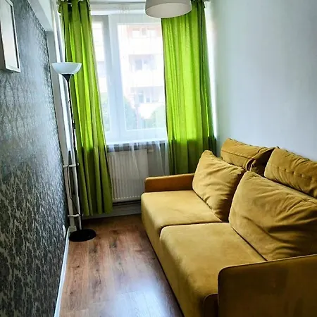 Hostel Ursus Rooms-self Check-in Warschau